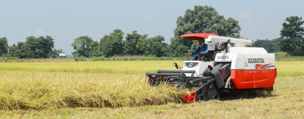 Combine Harvesters In Ghana - Tractors For Sale In Ghana