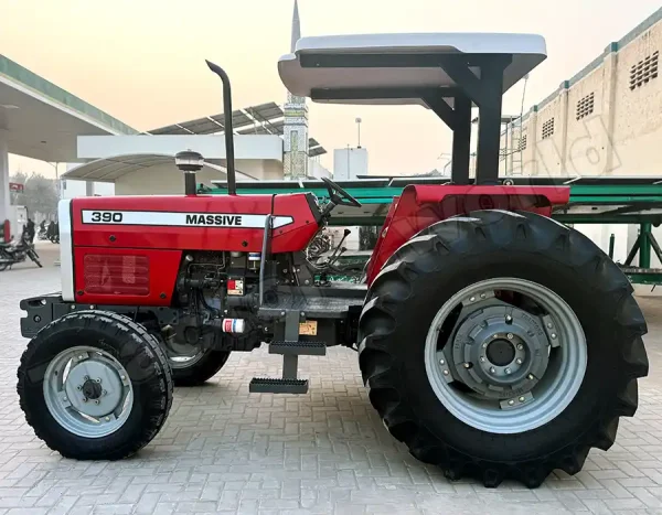 Massive 390 2WD SE Tractors For Sale In Ghana